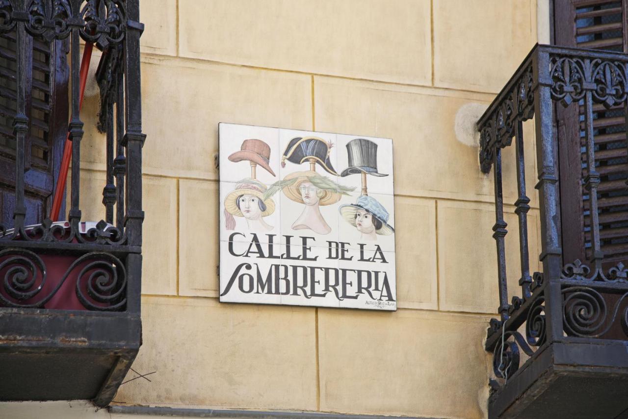Апартаменты Reina Sofia Boutique I Мадрид Экстерьер фото